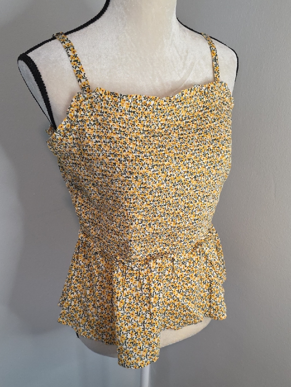 Old Navy Floral Smock Stretch Tank Top / Large